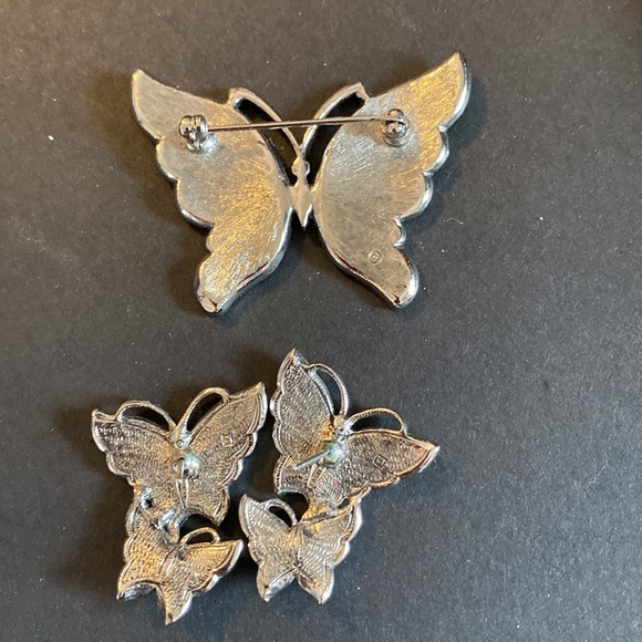 Avon Butterflies - Picture 6 of 7